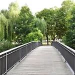 In Near The Water * לובן