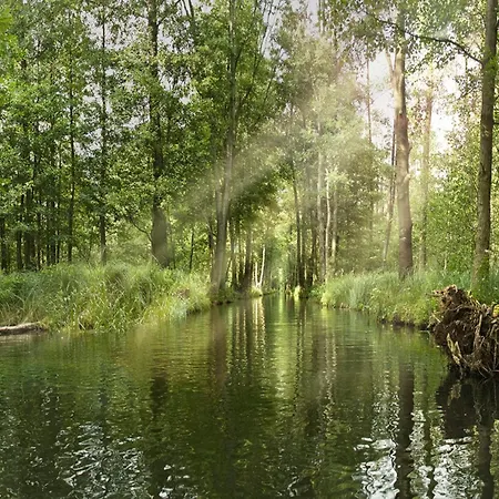 In L Bben Near The Water * Люббен