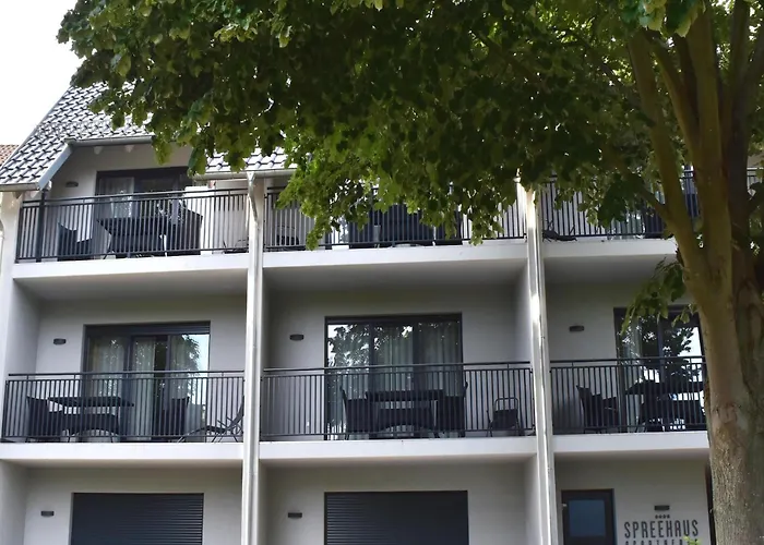 In Near The Water شقة